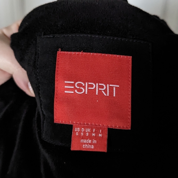 ESPRIT Quilted Belted Winter Jacket Size Small Black Hooded - Picture 7 of 8